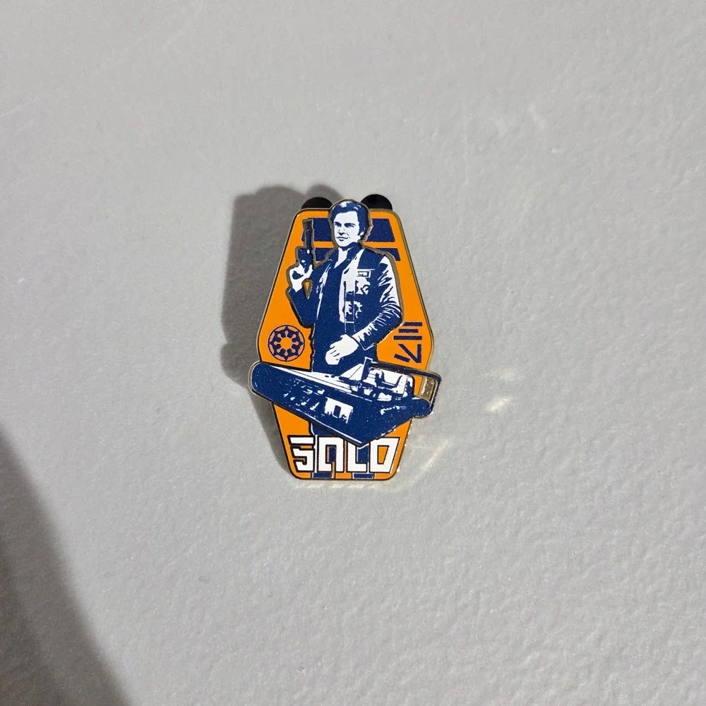 Disney Star Wars Pin Unisex OS Orange Han Solo Movie Enamel Lapel Pin